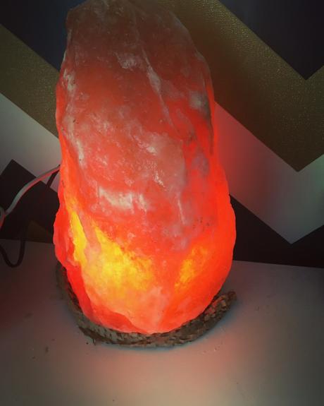 Natural salt lamps