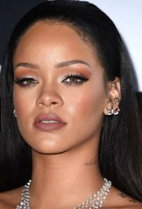 What Are the Right Eye Shadow Colors For Eyes of Different Colors eye shadow colors