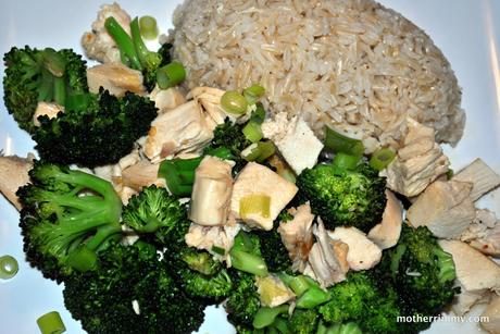 Asian Chicken and Broccoli with Chili Garlic Sauce