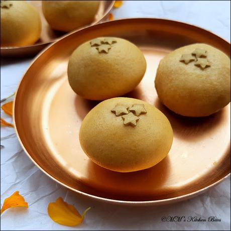 Moong Dal Laddoo...Happy Diwali and resolutions!