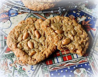 Oaty Peanut Butter Cookies