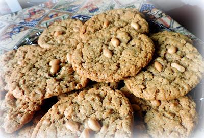 Oaty Peanut Butter Cookies