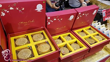 Get Your Mooncakes At Compass One This Mid-Autumn Festival Get Your Mooncakes At Compass One This Mid-Autumn Festival