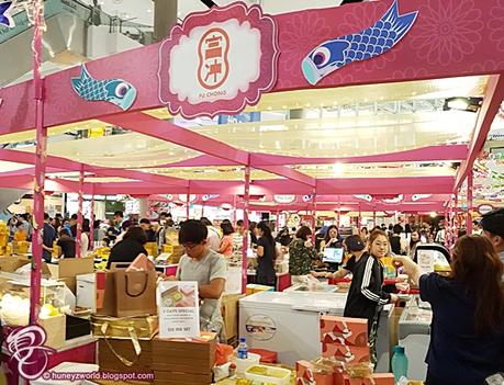 Get Your Mooncakes At Compass One This Mid-Autumn Festival Get Your Mooncakes At Compass One This Mid-Autumn Festival