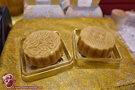 Get Your Mooncakes At Compass One This Mid-Autumn Festival Get Your Mooncakes At Compass One This Mid-Autumn Festival