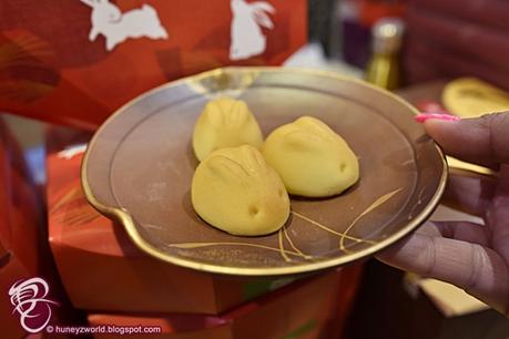 Get Your Mooncakes At Compass One This Mid-Autumn Festival Get Your Mooncakes At Compass One This Mid-Autumn Festival