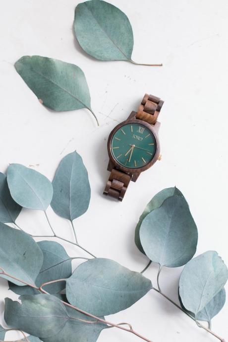 Light and Airy Fall Wardrobe and JORD Wooden Watch