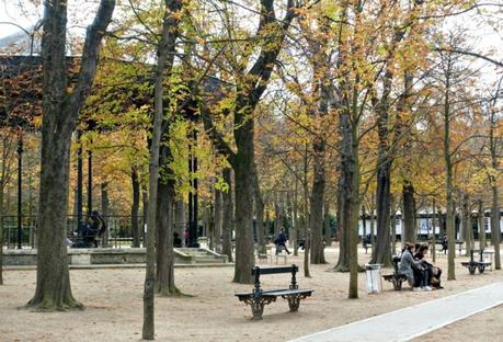 Autumn colors in Jardin du Luxembourg, Paris. Details at une femme d'un certain age.