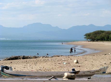 Indonesian Food: Try These Beach Snacks