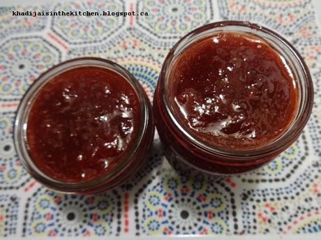 CONFITURE DE FRAISES / STRAWBERRY JAM / MERMELADA DE FRESA / مربى التوت