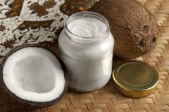 7 Coconut Oil Health Benefits