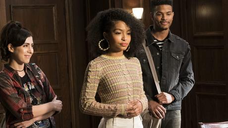 First Look At ‘Black-ish’ Spinoff Grown-ish Starring Yara Shahidi