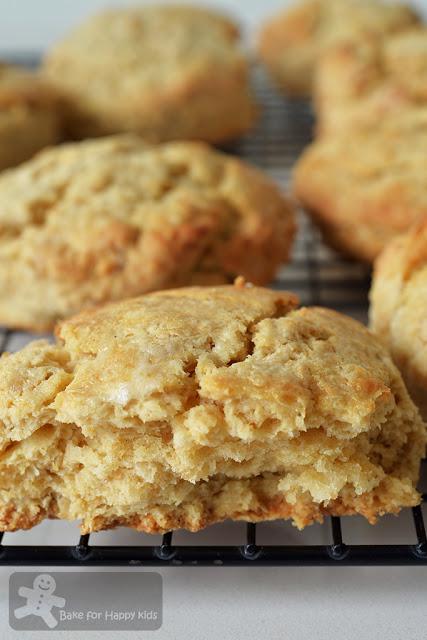 maple oatmeal wholemeal scones