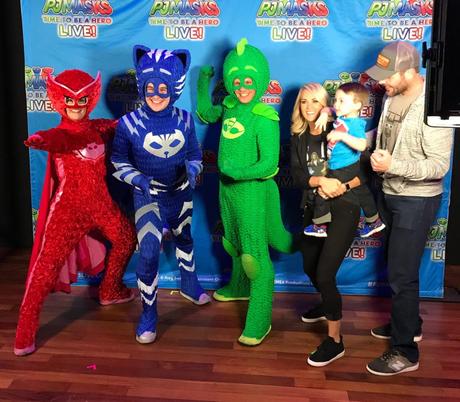 Carrie Underwood  Takes  Son Isaiah To See PJ Masks Live [Pics!]