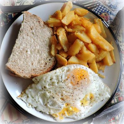 Perfect Egg & Chips