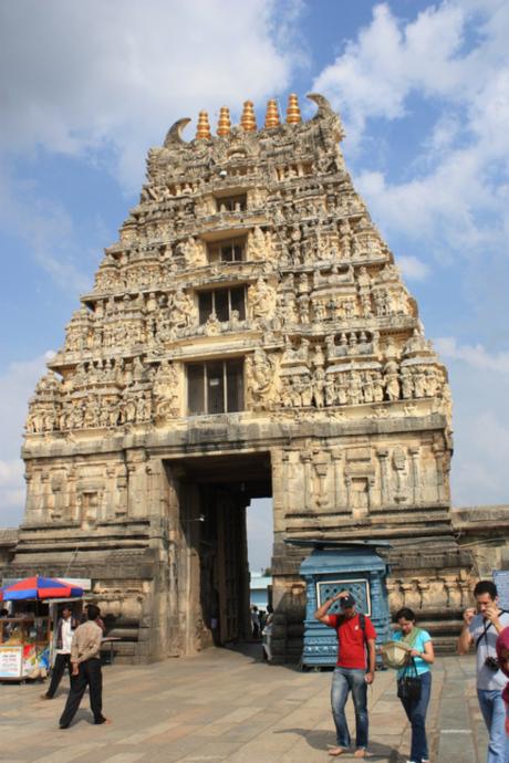 DAILY PHOTO: Chennakeshava Temple Gate, Belur