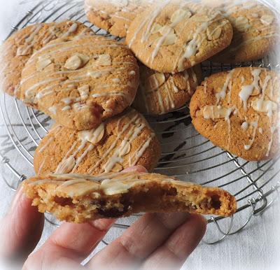 Crisp and Chewy Bakewell Cookies