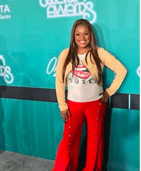 Check Out Neffeteria Pugh ‘Neffe’  Working The Soul Train Awards Gray Carpet