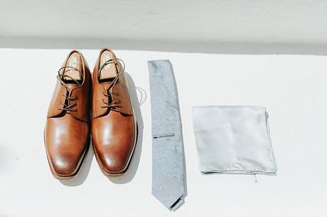 romantic-destination-wedding-Santorini-10