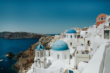 romantic-destination-wedding-Santorini-3