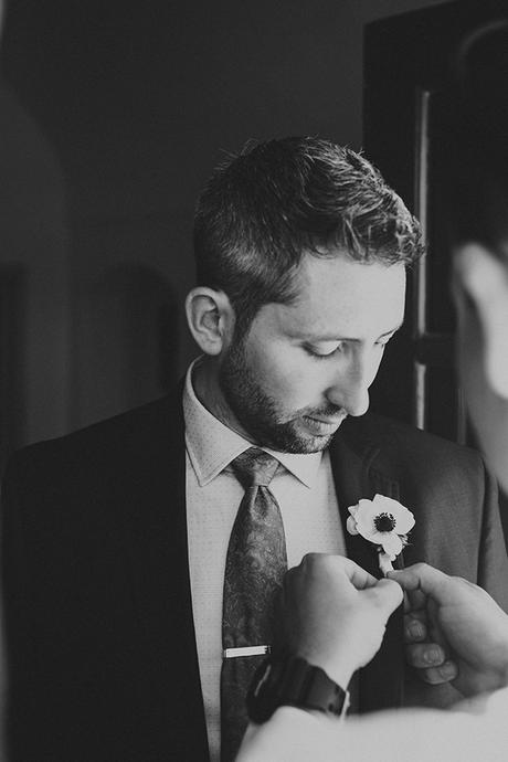 romantic-destination-wedding-Santorini-12