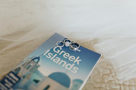 romantic-destination-wedding-Santorini-6