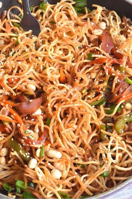 Chinese Noodle Salad / Chinese Bhel