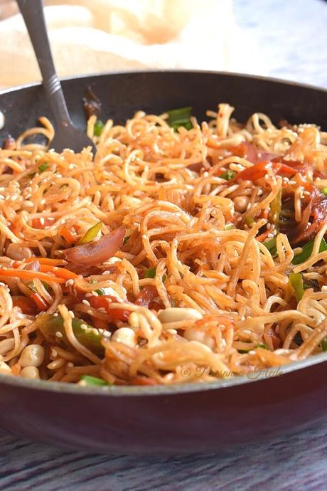 Chinese Noodle Salad / Chinese Bhel