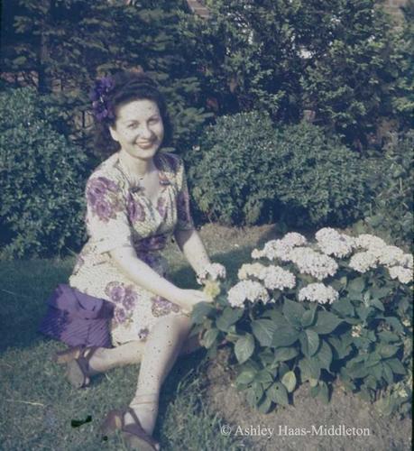1940s Fashion in magical Kodachrome color 1940s Fashion in magical Kodachrome color