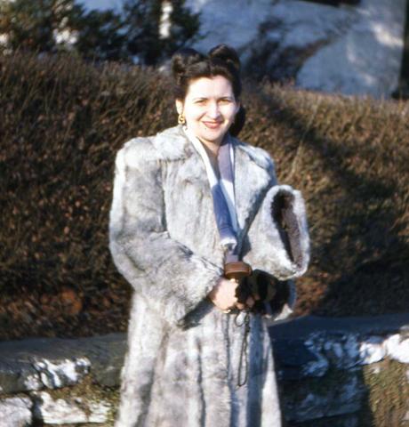 1940s Fashion in magical Kodachrome color 1940s Fashion in magical Kodachrome color