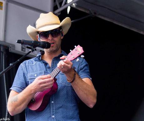 National Country Girls Day: Dean Brody Contest and Q&A