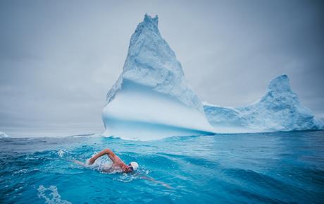 Endurance Swimmer Takes Dip In Icy Southern Ocean to Save the Planet