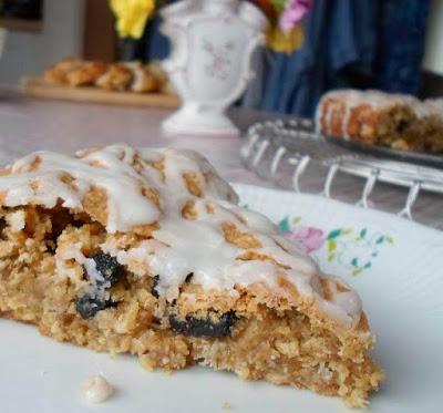 Oatmeal & Blueberry Cookie Pie