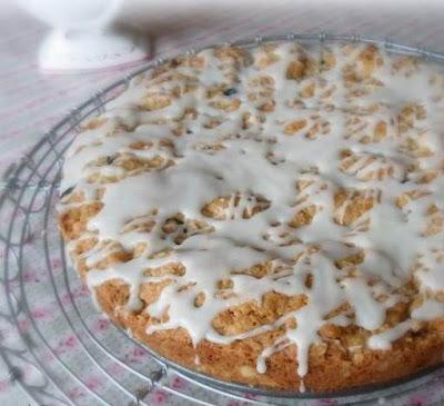 Oatmeal & Blueberry Cookie Pie