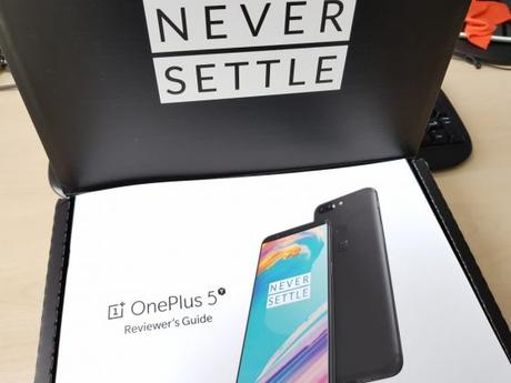 OnePlus 5T Price in India, Buy OnePlus 5T Online, OnePlus 5T Release date, OnePlus 5T specs, OnePlus 5T price,OnePlus 5 Vs OnePlus 5T,OnePlus 5T launch in India, buy oneplus 5T, oneplus 5t alternatives, best oneplus 5t alternatives