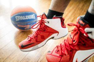 basketball shoes under 100 dollars