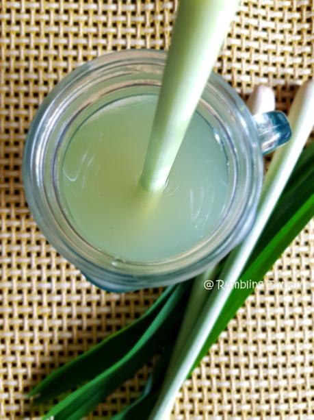 Lemongrass Pandan Drink