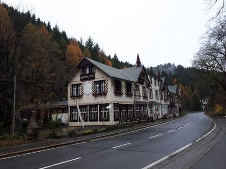 World Borders: How to Get to the Kingdom of Romkerhall (Konigreich Romkerhall) from Germany World Borders: How to Get to the Kingdom of Romkerhall (Konigreich Romkerhall) from Germany