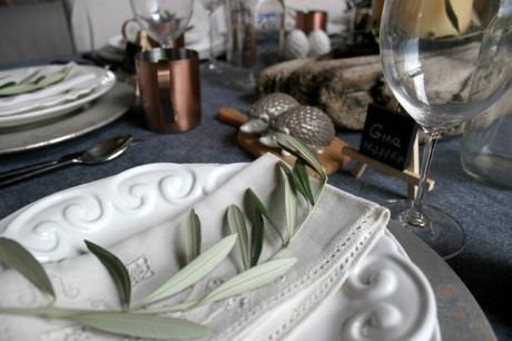 8 Tips for Styling Your Thanksgiving Table