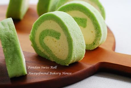 Pandan Swiss Roll 香兰蛋糕卷