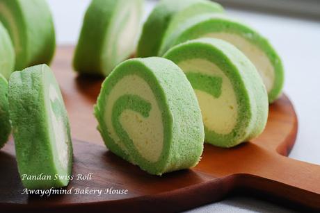 Pandan Swiss Roll 香兰蛋糕卷