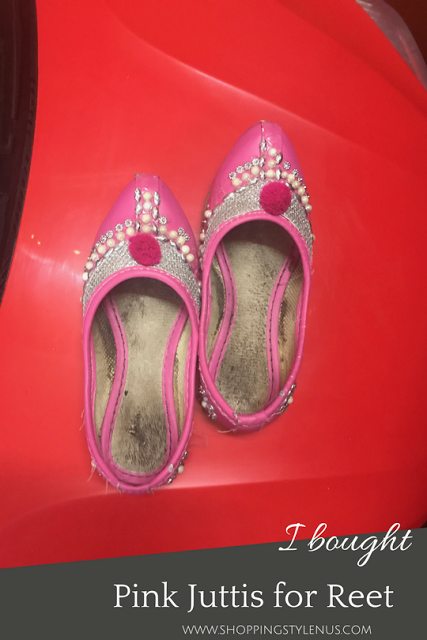 What I did this weekend? I bought Pink punjabi juttis for Reet from Central market, Lajpat Nagar-IV