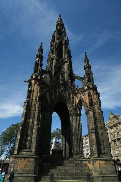 Why Edinburgh is My Favourite City in Europe