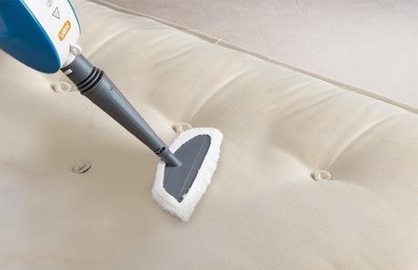 5 Easy Tips to Keep Your Bedroom Mattress Clean & Fresh