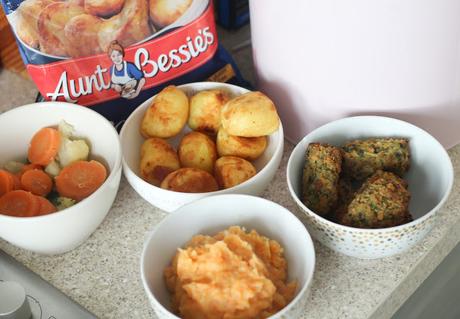 Meat Free Roast Dinner Challenge With Aunt Bessies