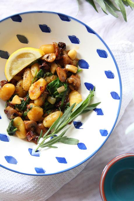 Creamy Pan-Fried Gnocchi - Vegan recipe