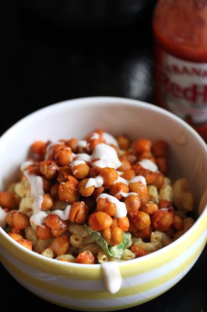 Macaroni and Cheeze with Buffalo Chickpeas