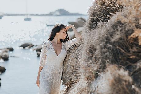 gorgeous-elopement-shoot-mykonos-11