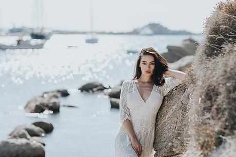 gorgeous-elopement-shoot-mykonos-12