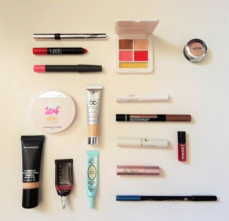 What's in my  Summer make-up bag